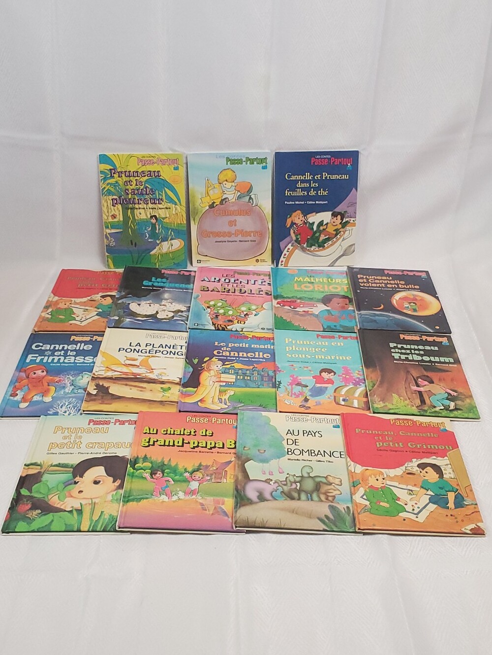 Vintage Passe-Partout Story Books